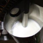 Взбивание молока в кофемашине