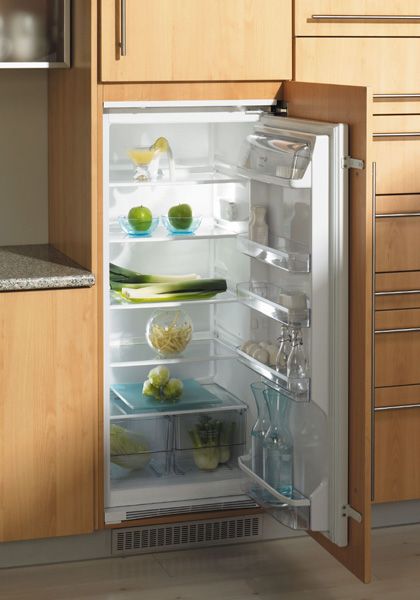 Шкаф для встраивания холодильника