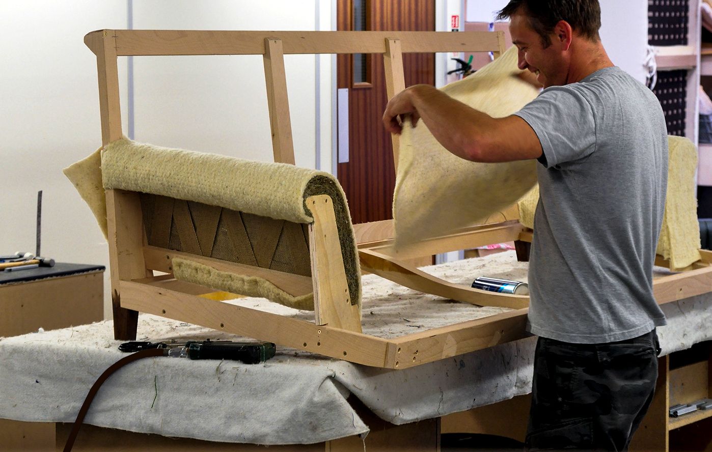 процесс производства мебели из дерева
