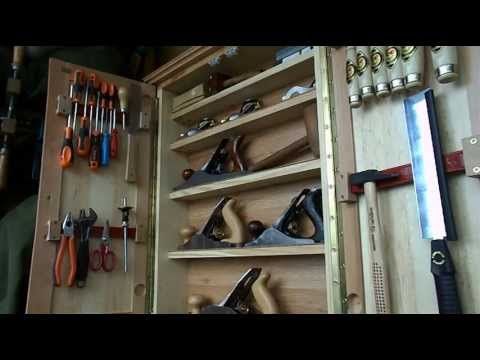 Шкаф для инструментов своими руками