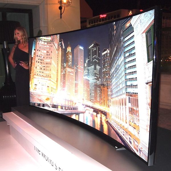 Алиса телевизор купить 65. Телевизор Samsung 120 дюймов. Телевизор самсунг 105 дюймов. Плазма 120 дюймов. Телевизор самсунг большой 100 дюймов.
