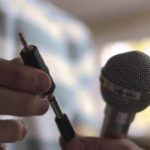 Как подключить караоке микрофон к телевизору