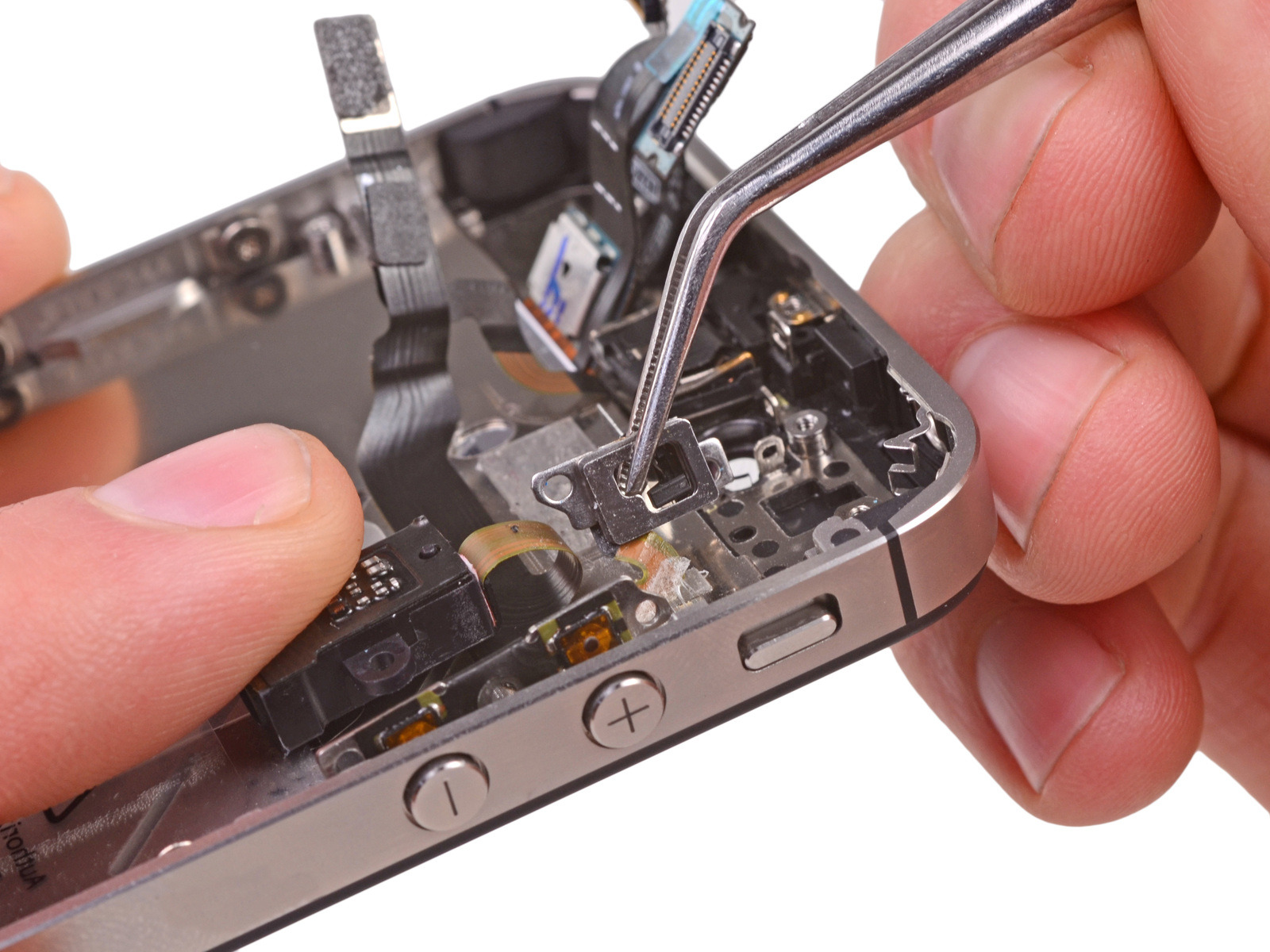 Не работает гнездо наушников (Audio-jack) iPhone 6