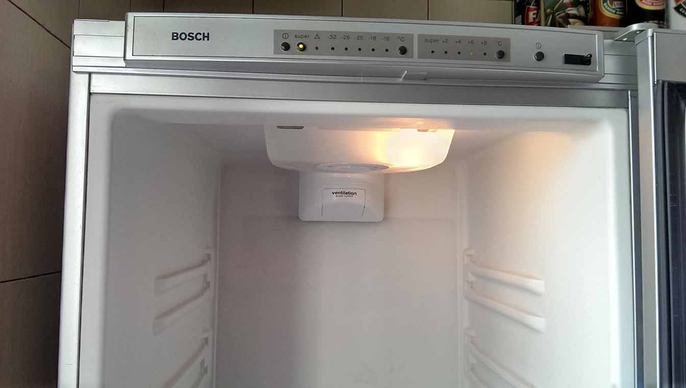 Можно отключать морозильную камеру. Холодильник бош двухкамерный KGS. Холодильник Bosch Electronic fd8911. Холодильник бош KGS двухкомпрессорный. Холодильник Bosch KGS бош двухкамерный.