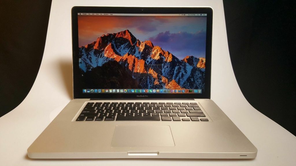 APPLE MacBook Pro 15.