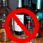 Почему нельзя оставлять пустые бутылки на столе