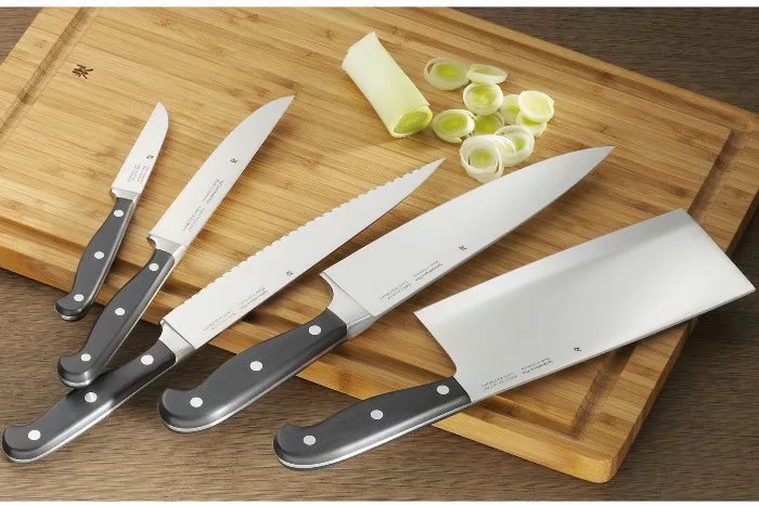 Сколько ножей необходимо на кухне