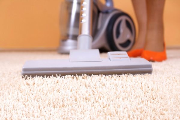 Как высушить ковёр пылесосом