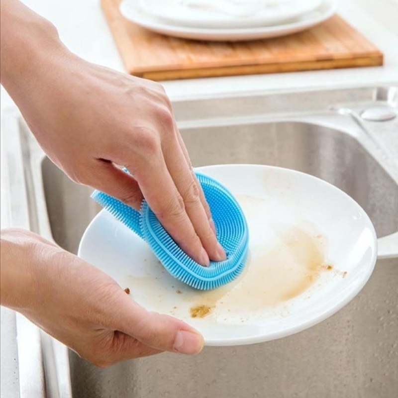 Мыть посуду без перчаток.