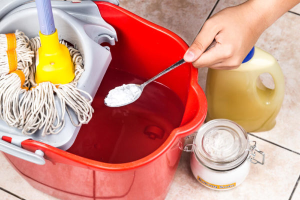 Народные средства, помогающие надолго избавиться от пыли в доме