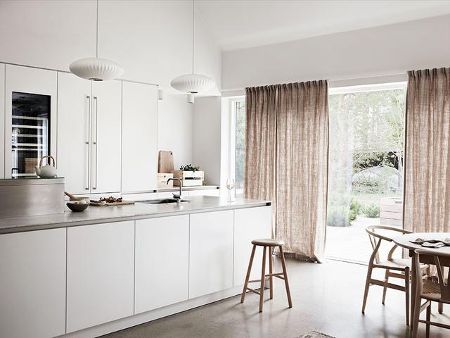 шторы для кухни в стиле минимализм