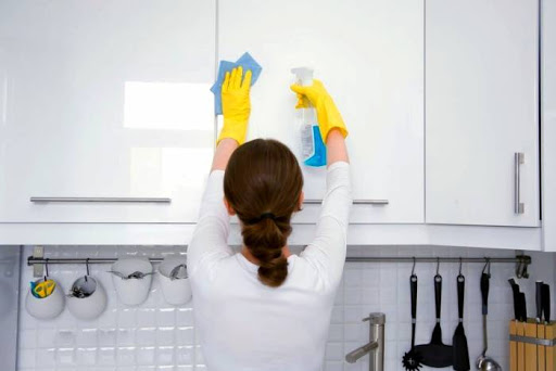 Мытьё кухонного фасада